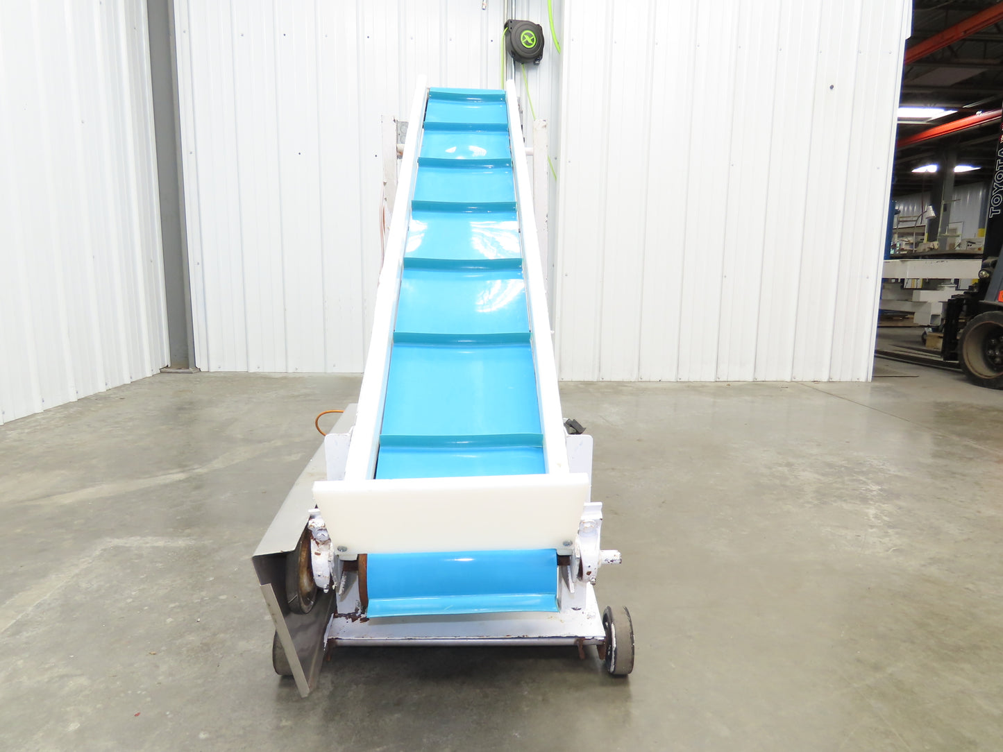 10"x 72" Portable Incline Conveyor Cleated Belt 115V 1PH Belt Drive 39FPM