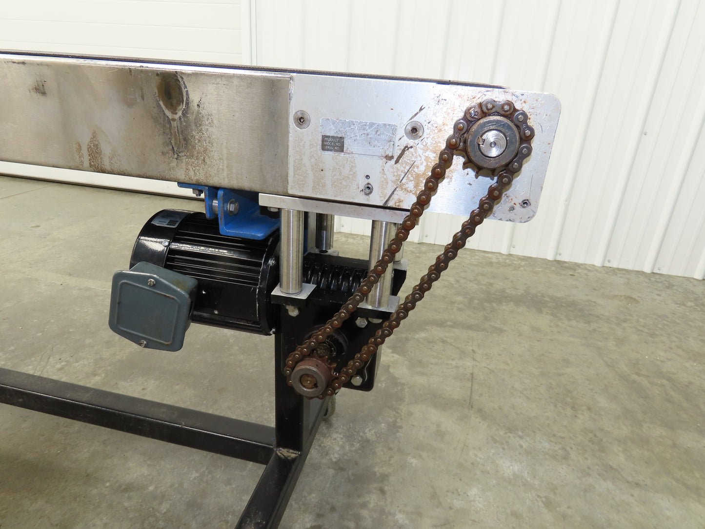 Steeltek 8' 8" Portable Conveyor 12"Belt Stainless 230/460V Chain Drive 140FPM