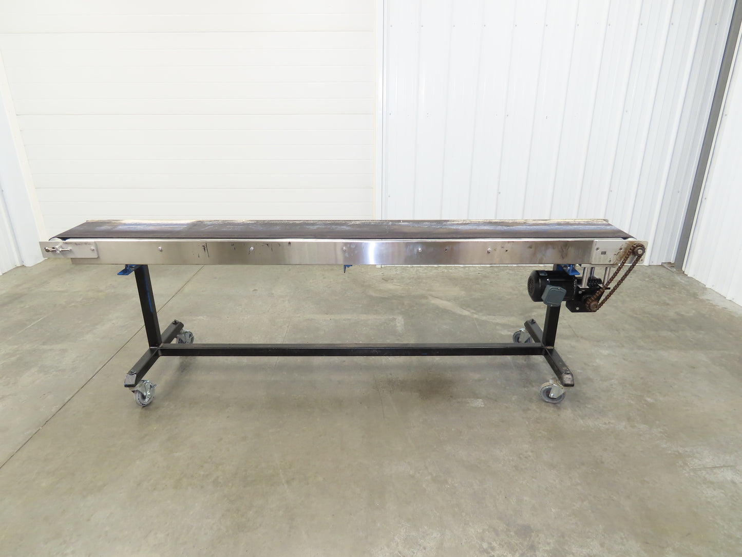 Steeltek 8' 8" Portable Conveyor 12"Belt Stainless 230/460V Chain Drive 140FPM