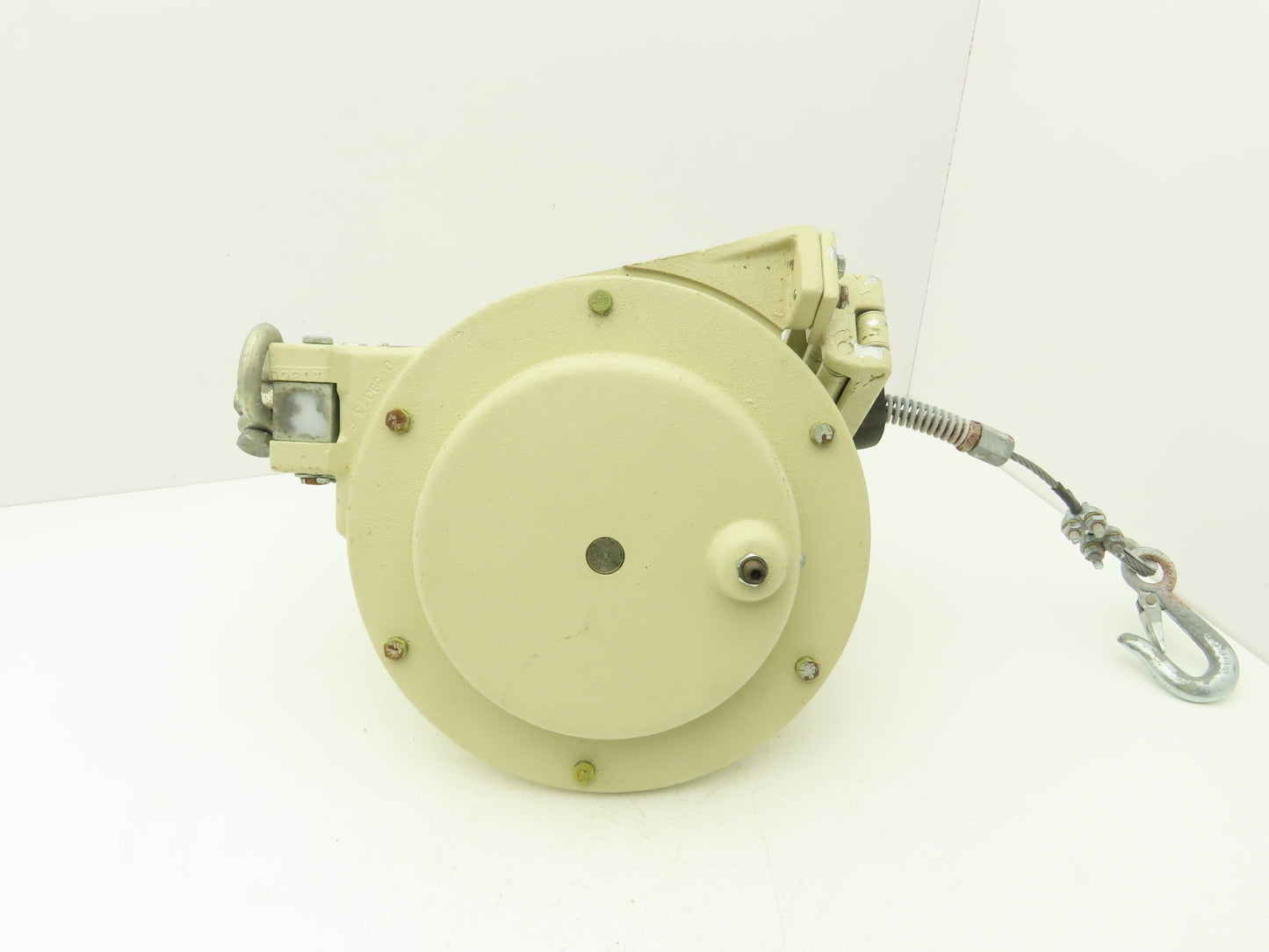 Aero-Motive 40J-A Tool Balancer 30 lb Capacity Spring Retracting