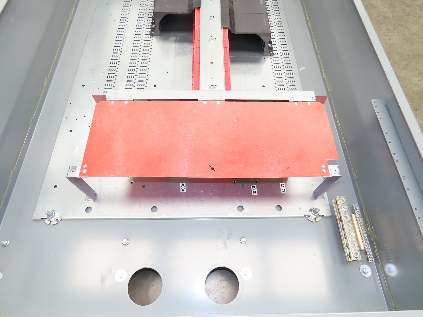 Square D HCP I-Line Panelboard 800A 480V 42 Space Main Lug HC4268WP 3R Type