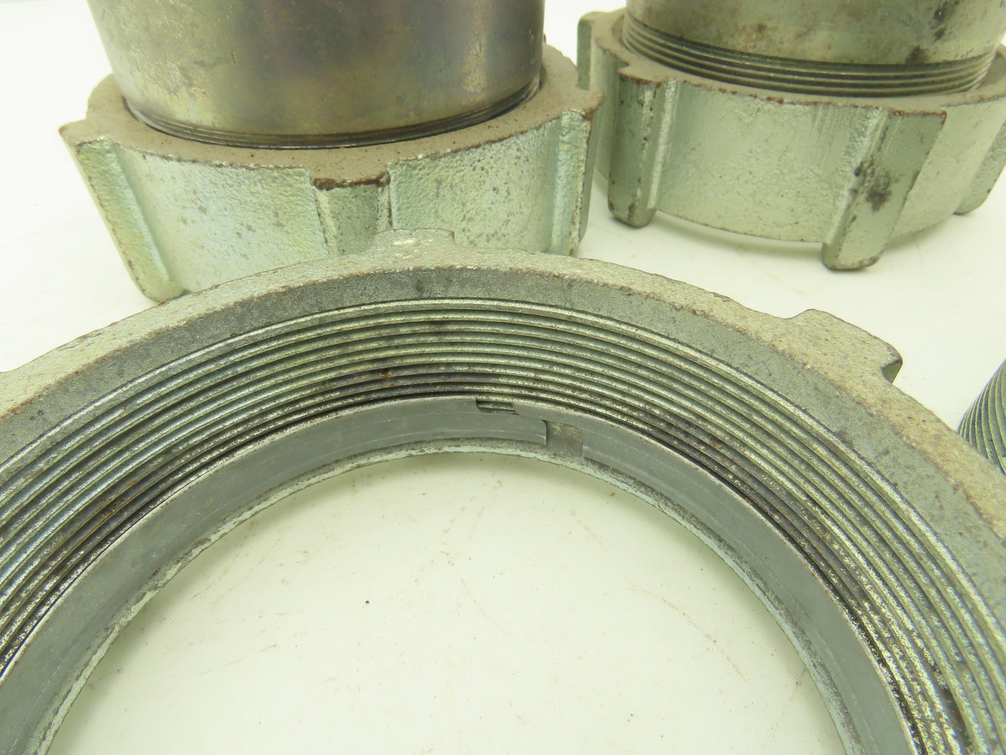 3 1/2" EMT Conduent Compression Connector Steel W Cast Iron Nut Lot of 4