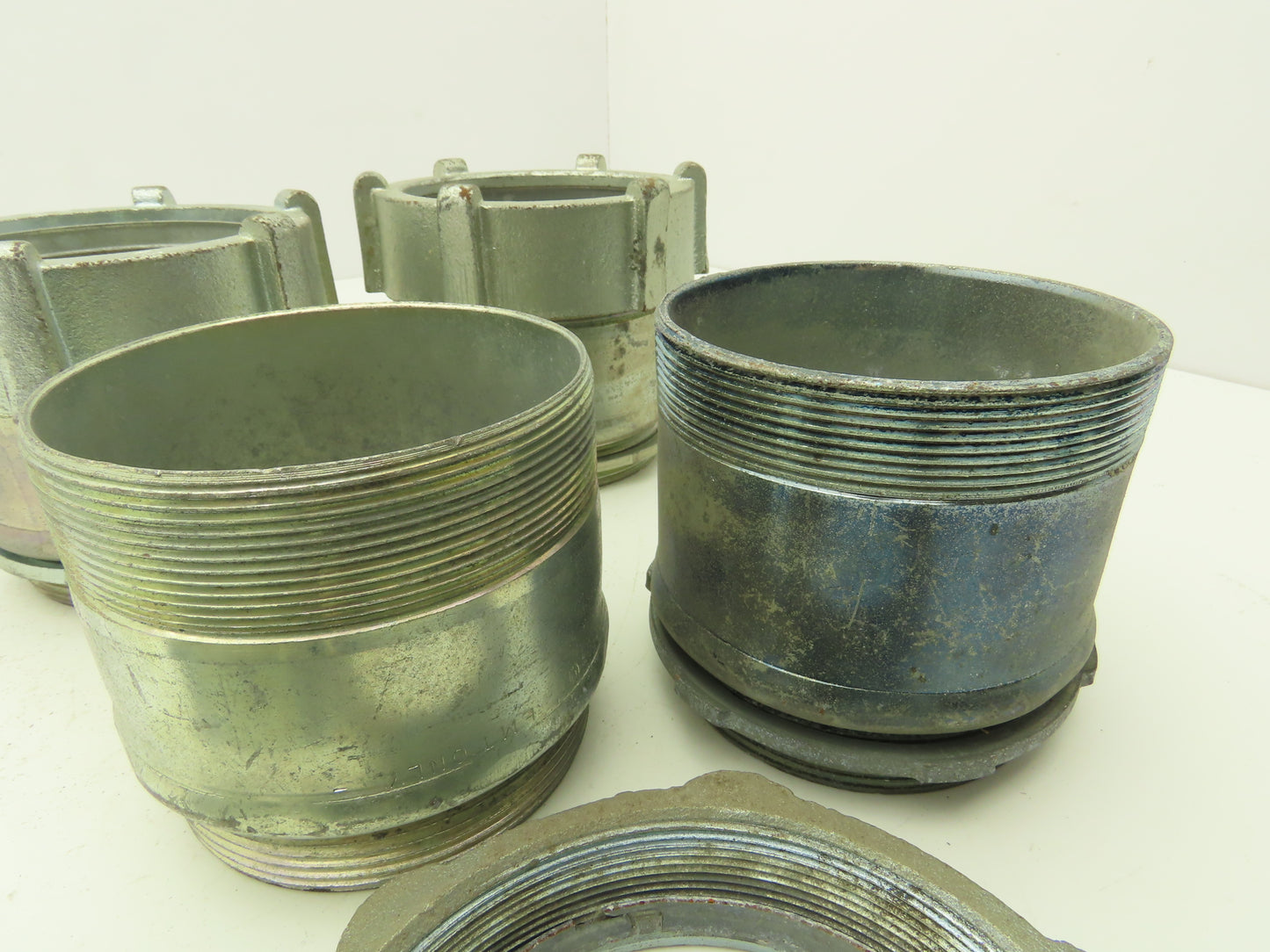 3 1/2" EMT Conduent Compression Connector Steel W Cast Iron Nut Lot of 4