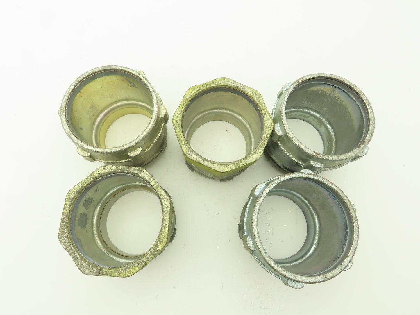 3-1/2" EMT Conduent Compression Connector Assorted 2 Insulated Throat Lot of 5