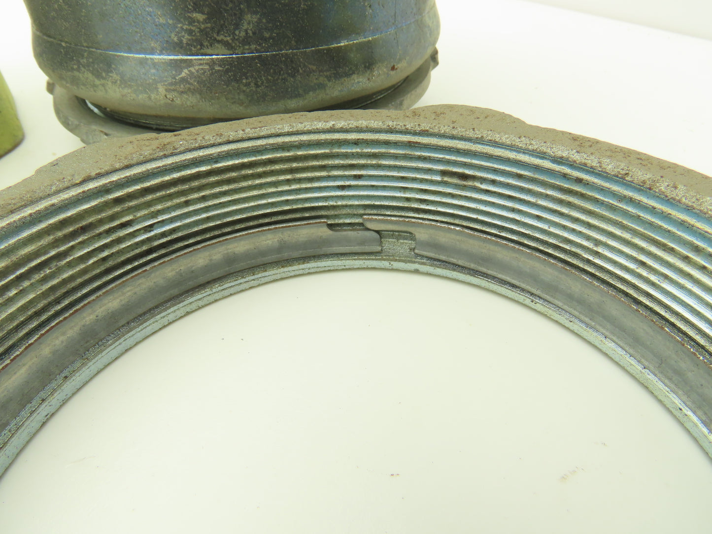 3-1/2" EMT Conduent Compression Connector Assorted 2 Insulated Throat Lot of 5