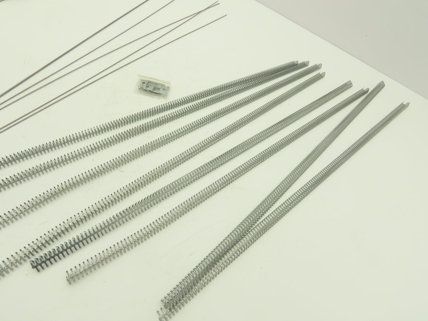 Flexco Alligator 7S-24 24" Conveyor Belt Lacing Steel Fastener Set of 4/Box