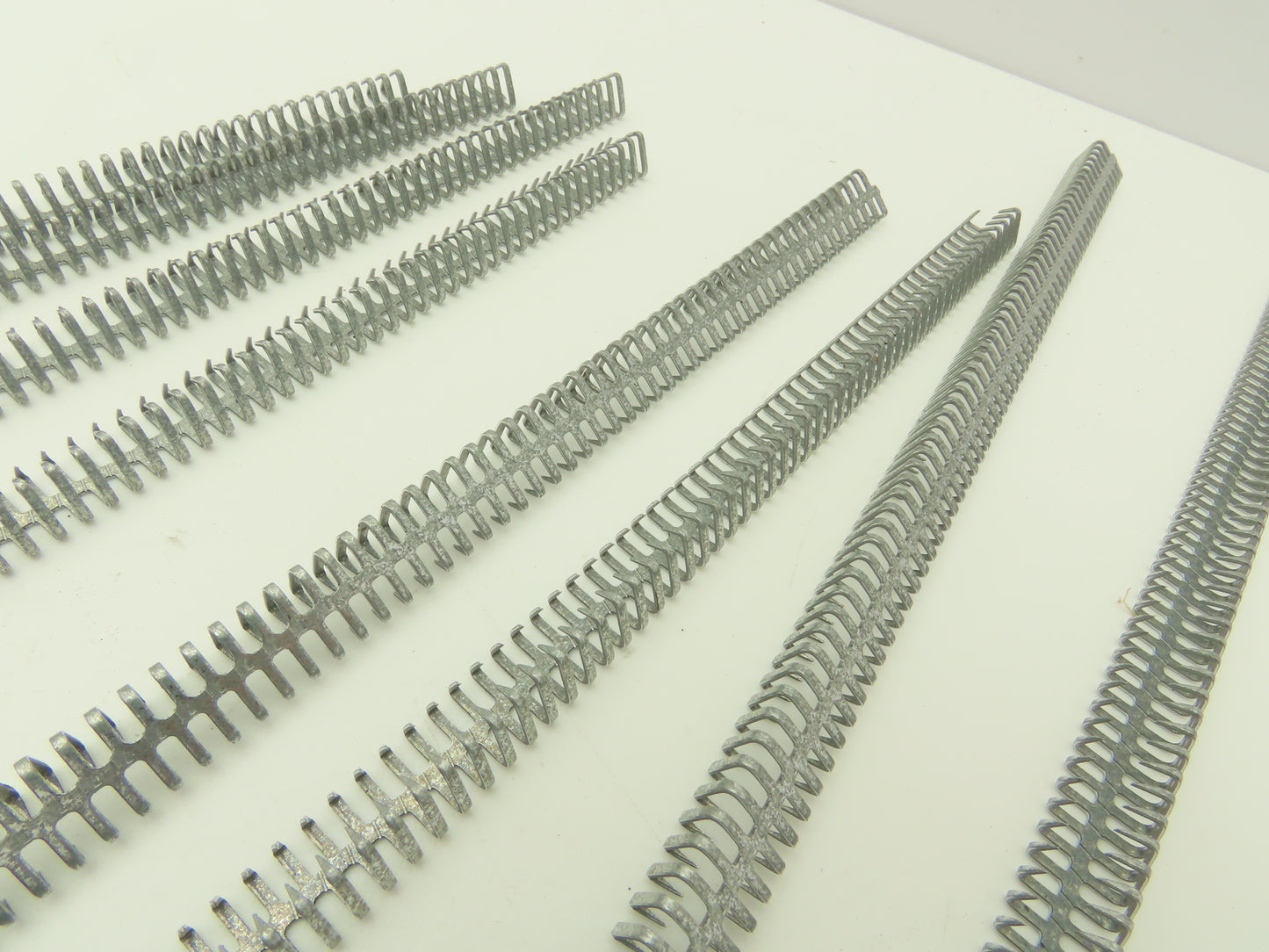 Flexco Alligator 7S-24 24" Conveyor Belt Lacing Steel Fastener Set of 4/Box