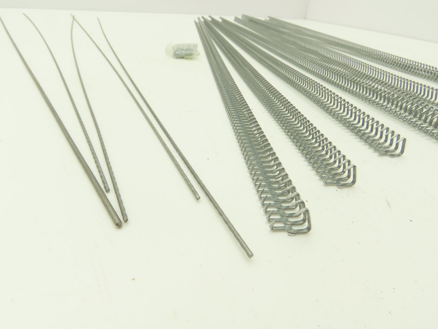 Flexco Alligator 7S-24 24" Conveyor Belt Lacing Steel Fastener Set of 4/Box