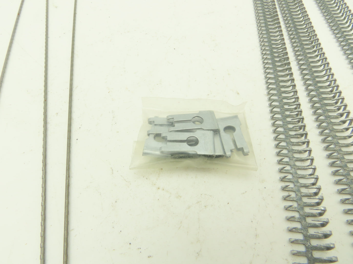 Flexco Alligator 7S-24 24" Conveyor Belt Lacing Steel Fastener Set of 4/Box