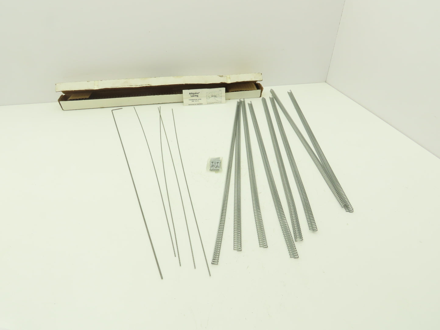 Flexco Alligator 7S-24 24" Conveyor Belt Lacing Steel Fastener Set of 4/Box