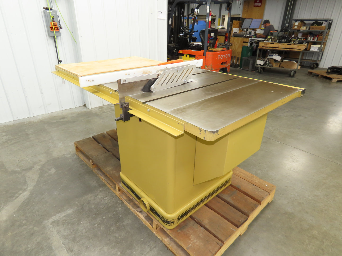 Powermatic 72-TA Table Saw 14" Tilting Arbor 7.5Hp 240/480V 3Ph 52" Fence