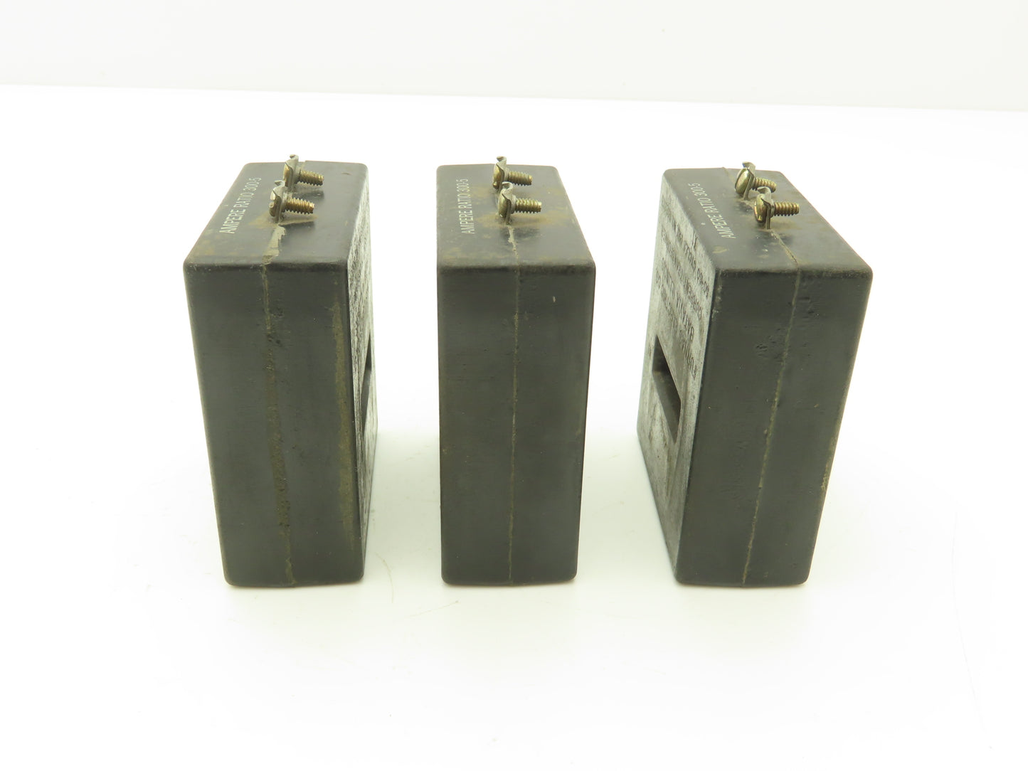 Furnas Electric D52073 Current Transformer Amp Ratio 300-5 50/60 Cy Lot of 3