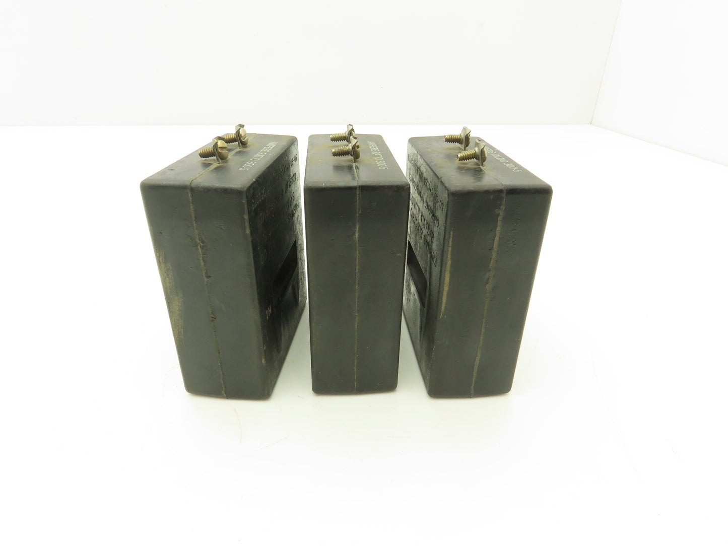Furnas Electric D52073 Current Transformer Amp Ratio 300-5 50/60 Cy Lot of 3