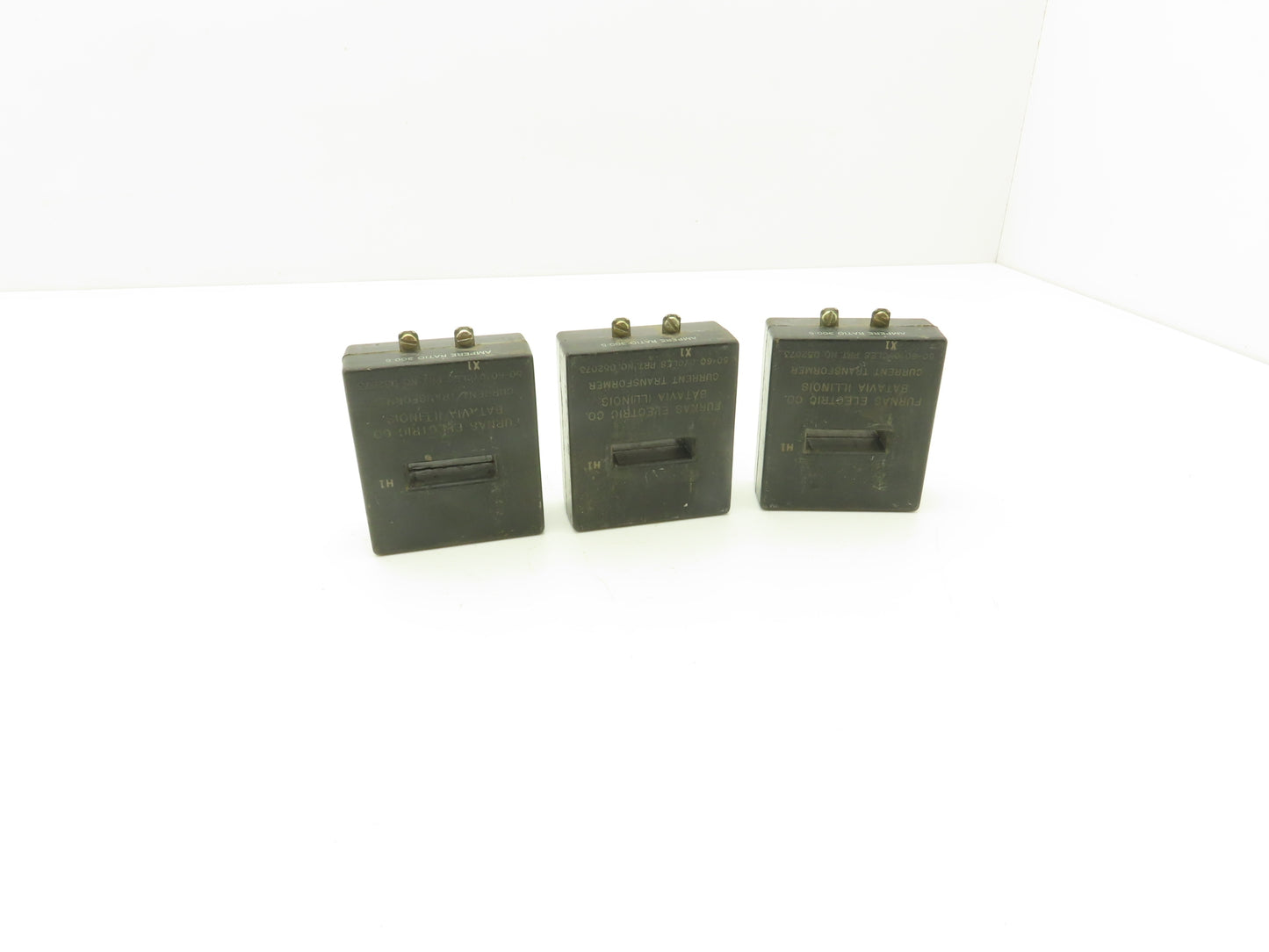 Furnas Electric D52073 Current Transformer Amp Ratio 300-5 50/60 Cy Lot of 3