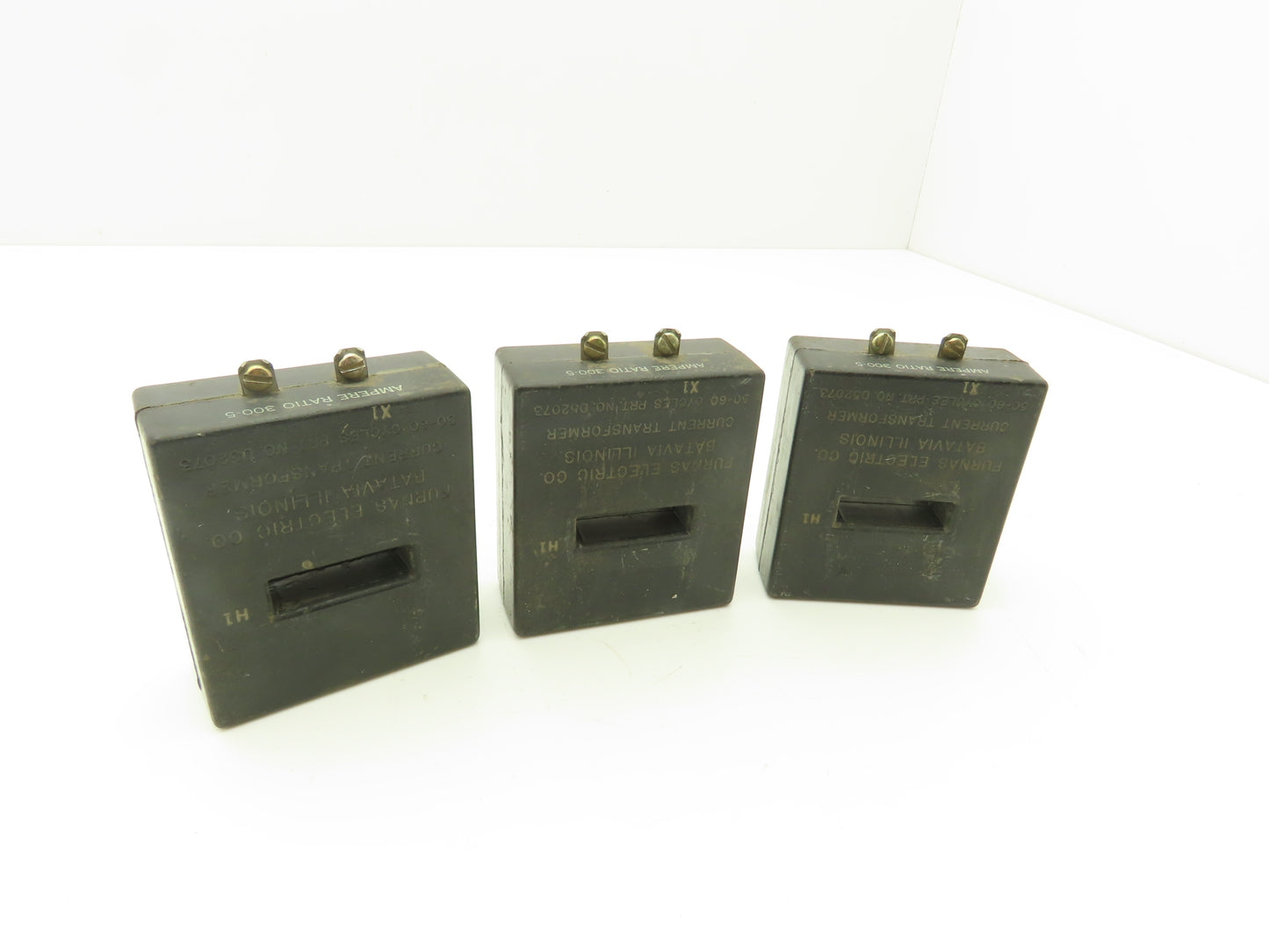 Furnas Electric D52073 Current Transformer Amp Ratio 300-5 50/60 Cy Lot of 3