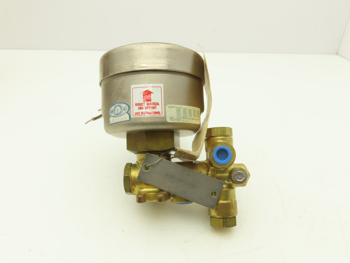 Asco 206 381 3RF Bronze Solenoid Valve Air or Inert Gas 2-Way 1/4" NPT 125VDC