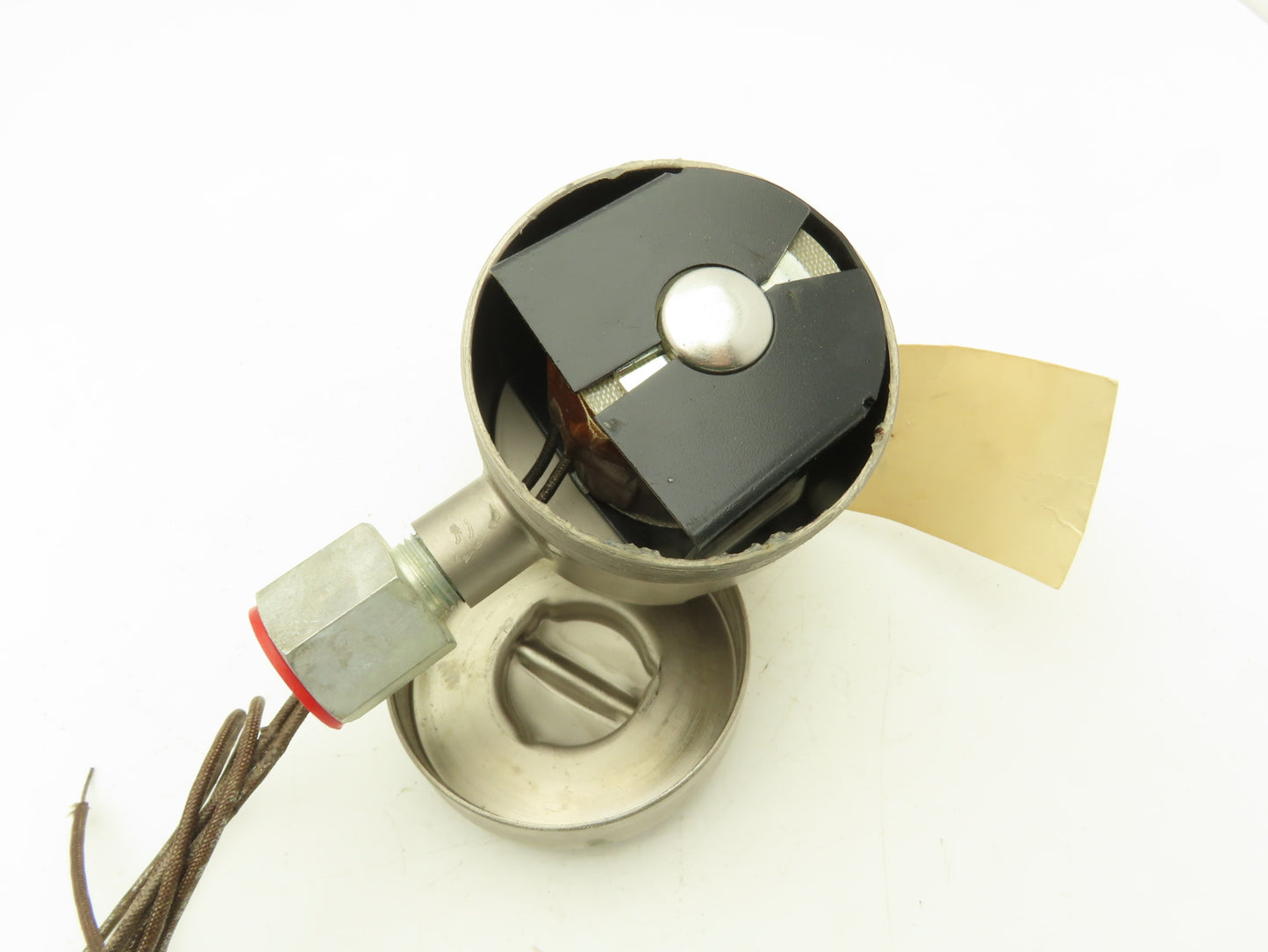 Asco 206 381 3RF Bronze Solenoid Valve Air or Inert Gas 2-Way 1/4" NPT 125VDC