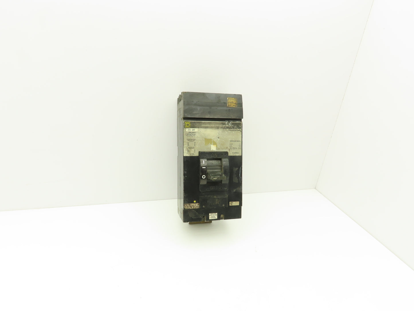 Square D LA36250 I-Line Circuit Breaker 250A 600V 3 Pole Series 3 Gray Face