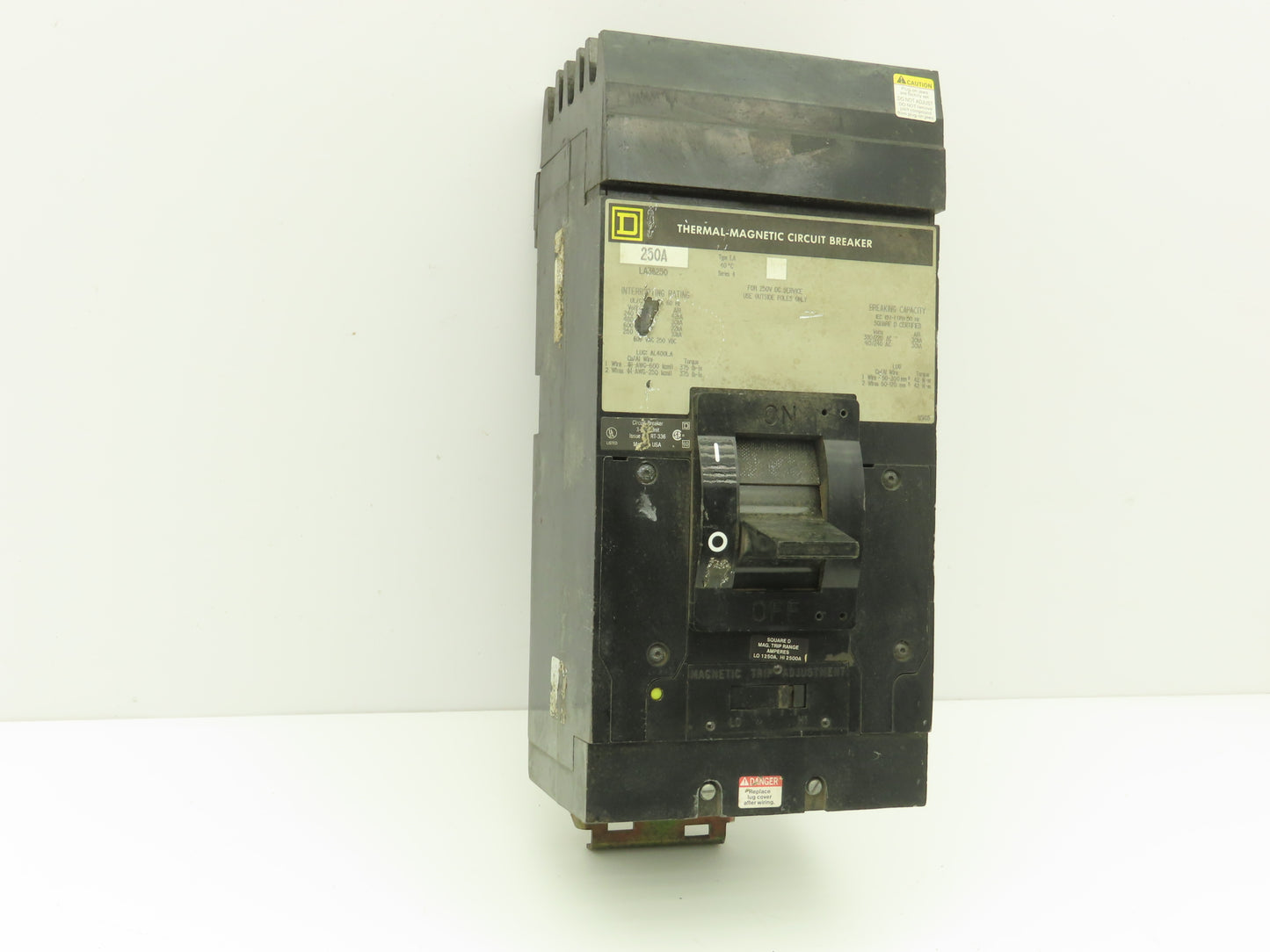 Square D LA36250 I-Line Circuit Breaker 250A 600V 3 Pole Series 4 Gray Face