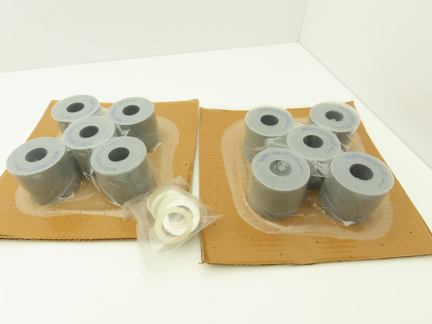 Norton GWBG540 Grinding Wheel Alundum 3.171" X 2-3/4" X 1-1/4" Lot of 10