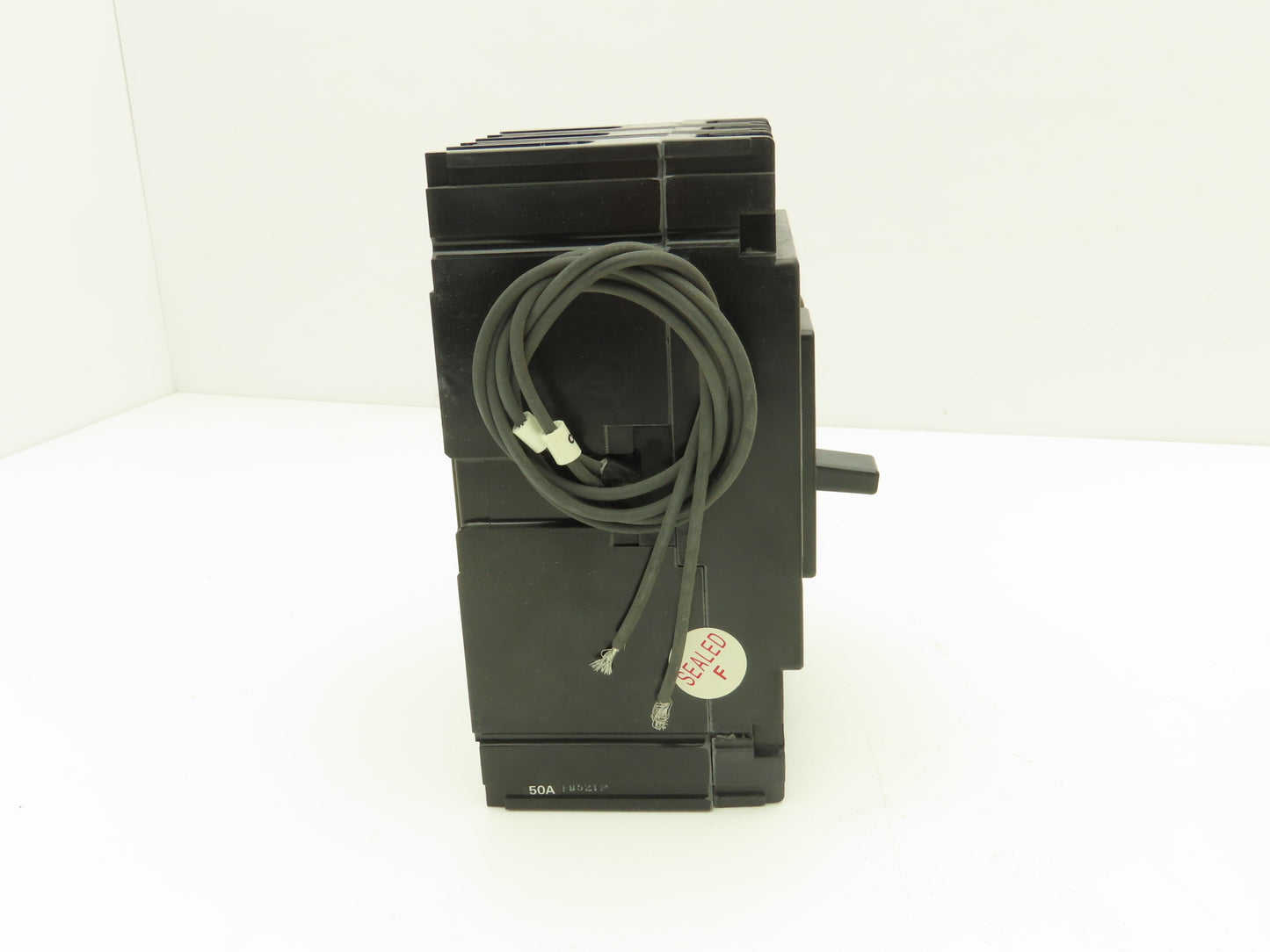 Fuji Electric BU-ESB3050 Circuit Breaker 50A 600V 3 Pole Shunt Trip Lot of 3