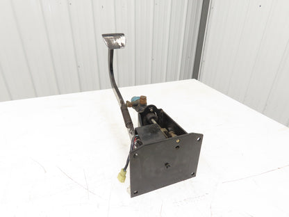 Toyota 5FBCU20 Electric Forklift Brake Pedal Master Cylinder Assembly