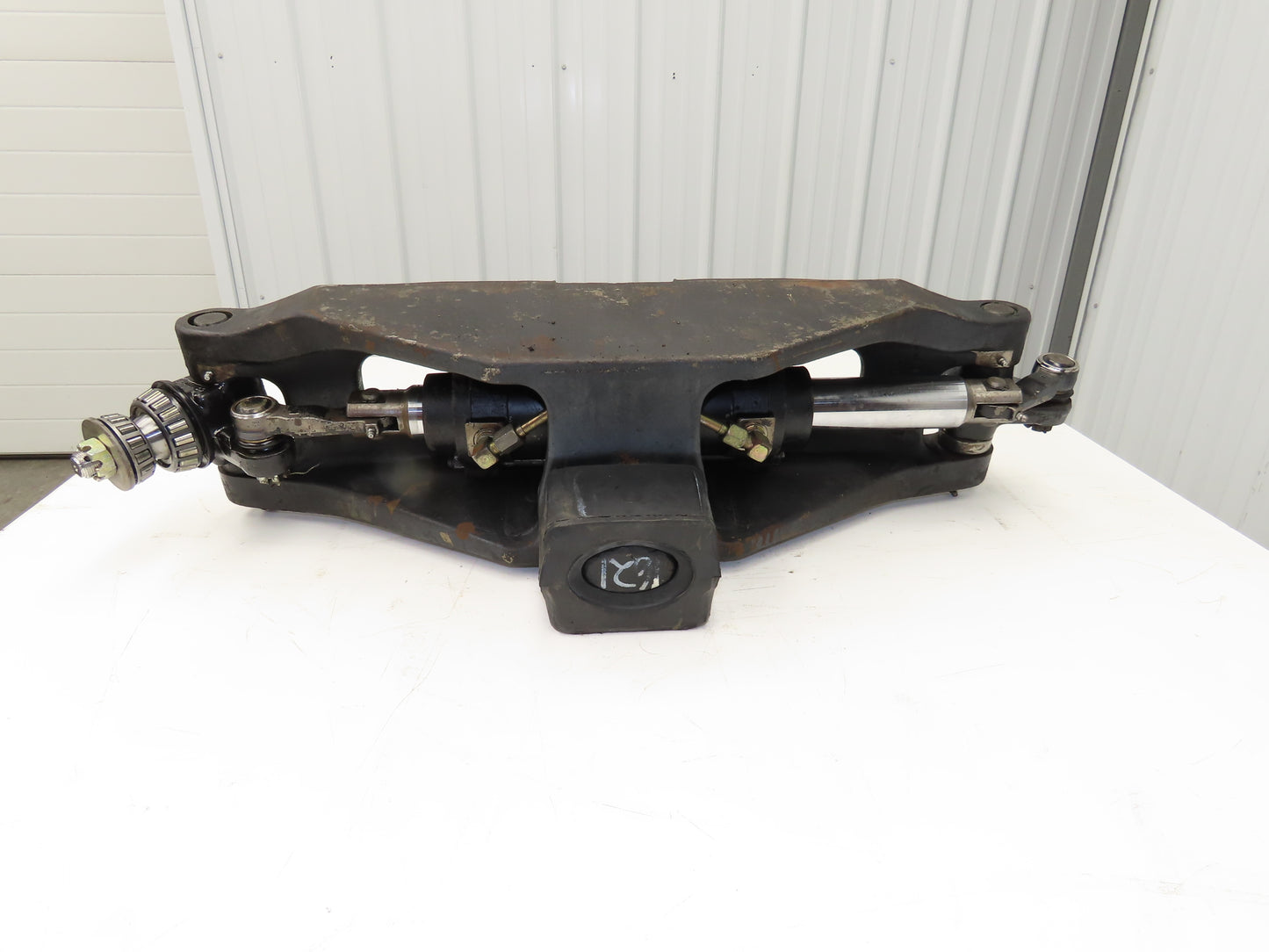 Toyota 5FBCU20 Electric Forklift Rear Axle Dual Hydraulic Steering Assembly