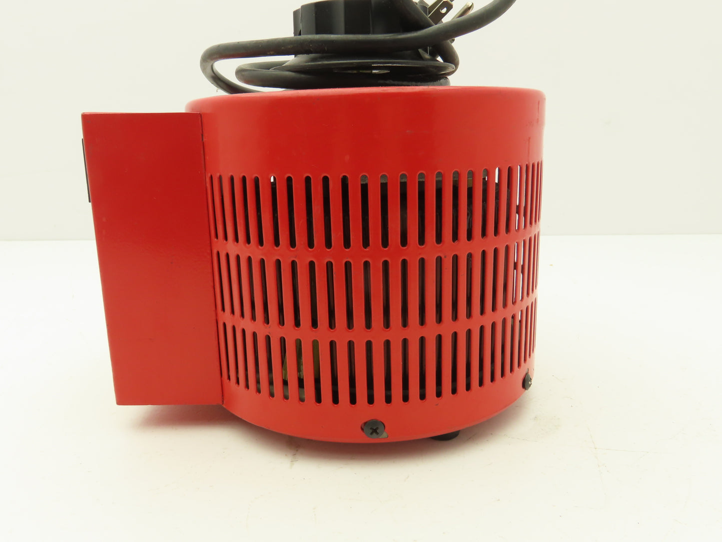 Variac TDGC-2KM Variable Voltage Transformer 2000VA 115V Input 0-130VAC Output