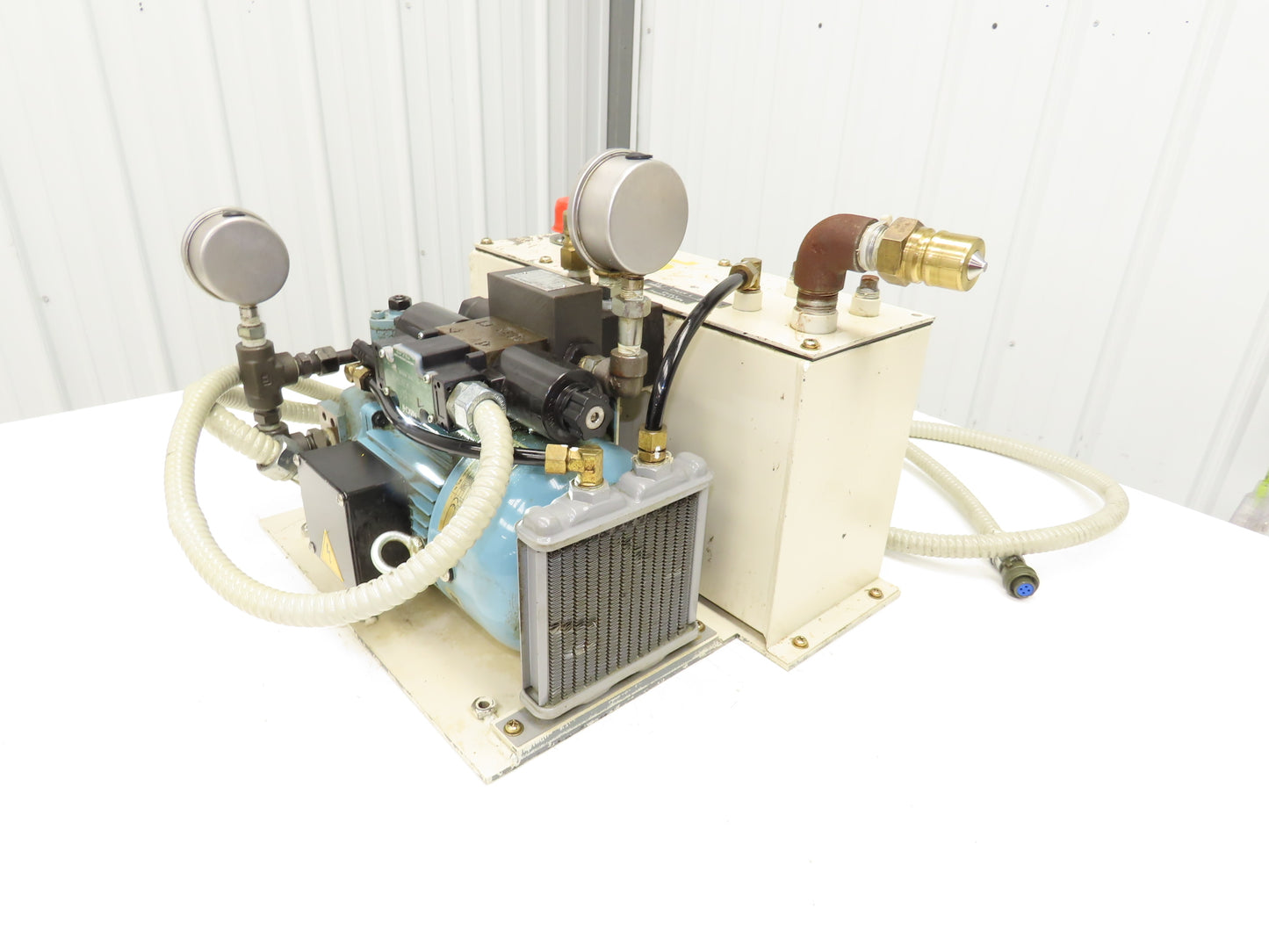 Nachi UVN-1A-0A2-0.7-4-11 Hydraulic Uni Pump Power Unit 10L 3.8GPM 220V 3PH