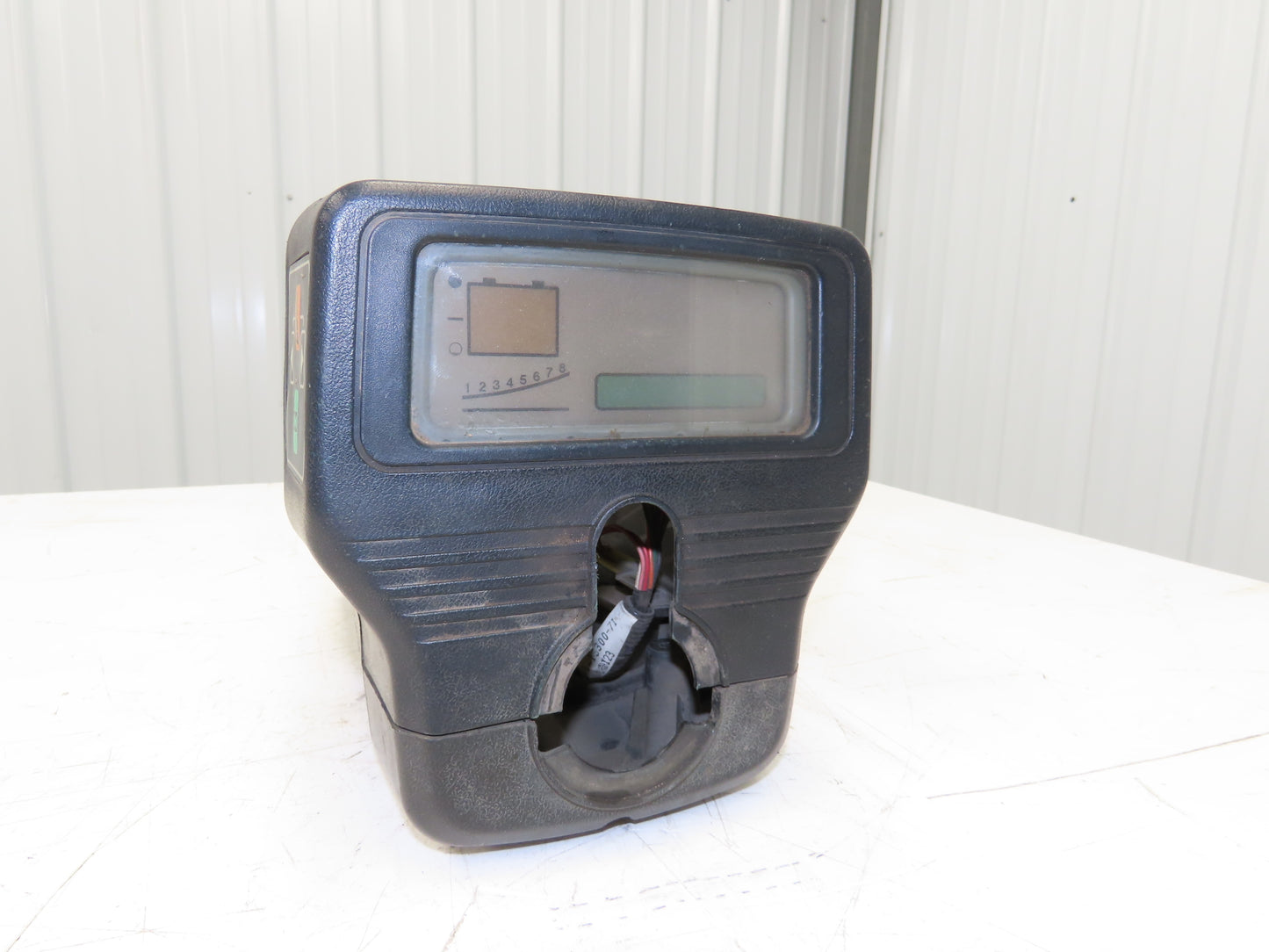 Toyota 5FBCU20 Forklift Dash Display Meter Console Assembly 57210-13300-71