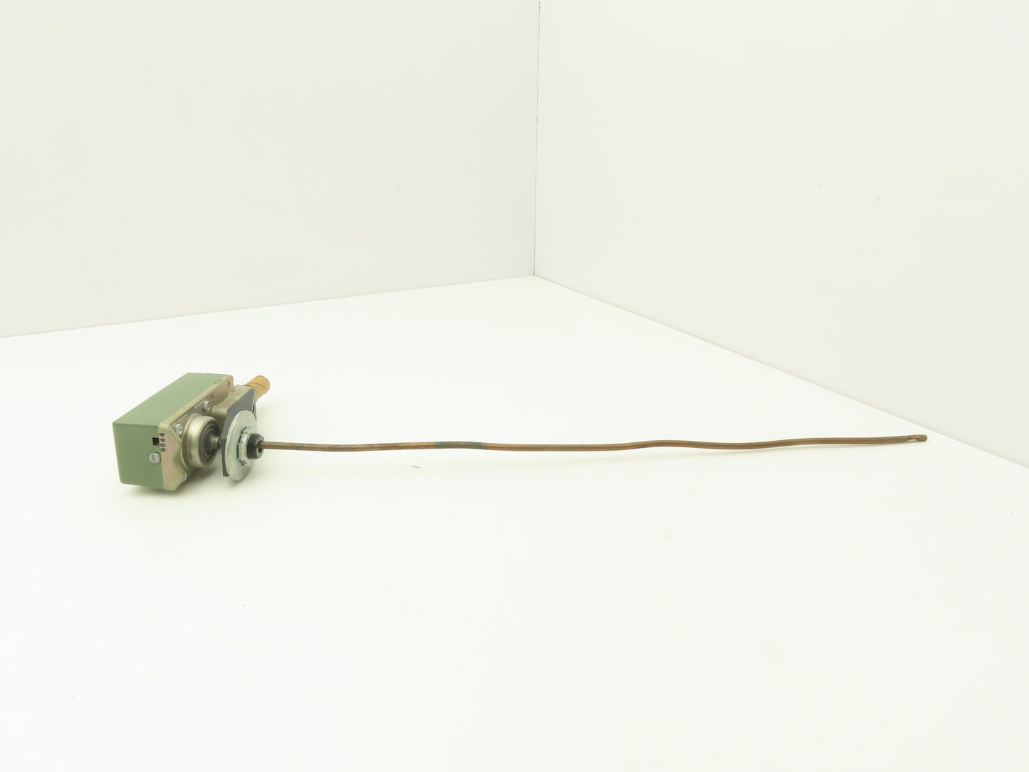 Johnson Controls T-3610-1002 Pneumatic Low Limit Controller 18" Element