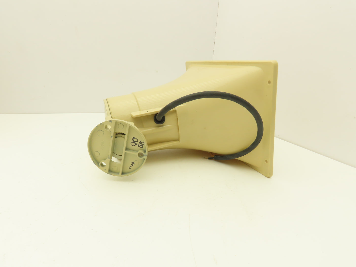 Valcom PA30A Paging Horn PA Amplified Loudspeaker 30W 25/70VDC Adjustable Mount