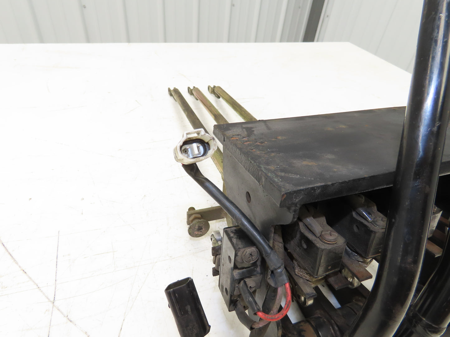 Toyota Electric Forklift Three Lever Control Unit Lift Tilt Shift Off Of 5FBCU20