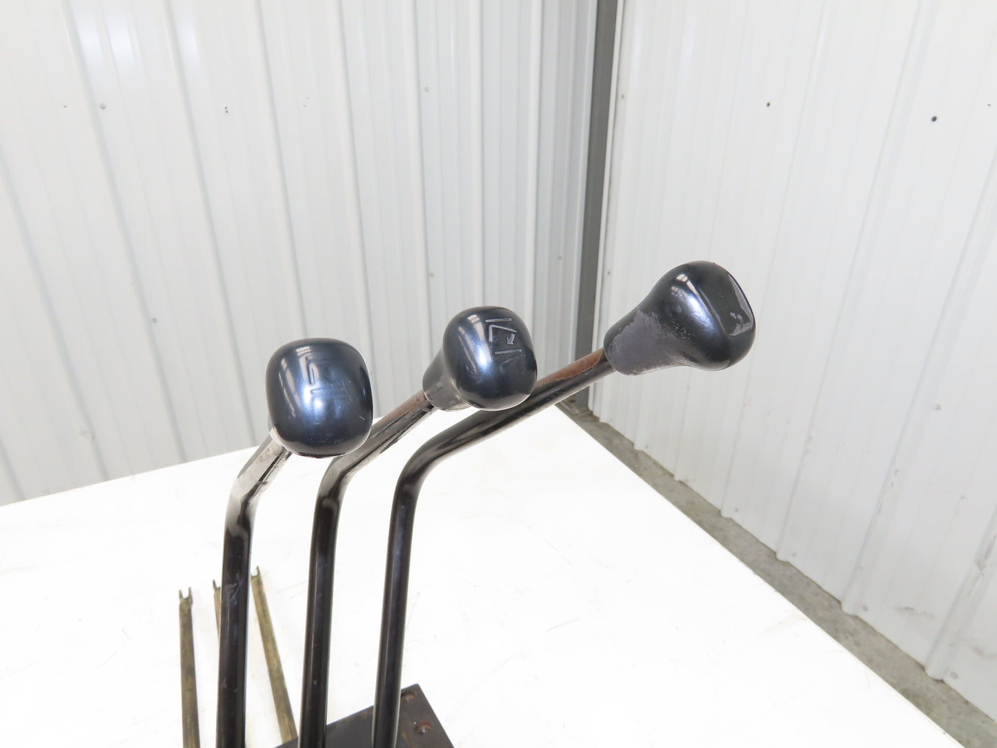 Toyota Electric Forklift Three Lever Control Unit Lift Tilt Shift Off Of 5FBCU20