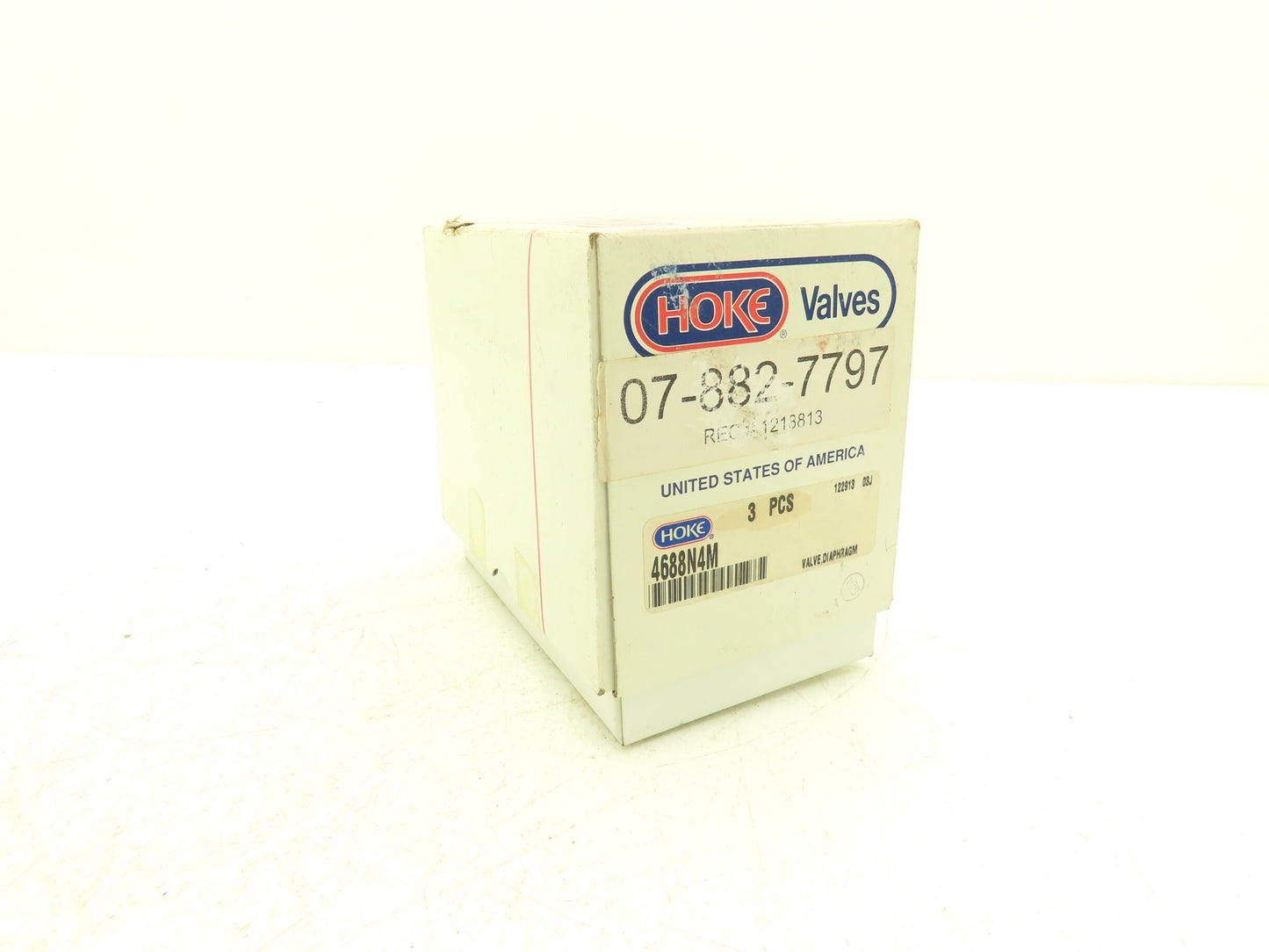 Hoke Valves 4688N4M Stainless 3-Port Diaphragm Valve 300psi  Box of 3