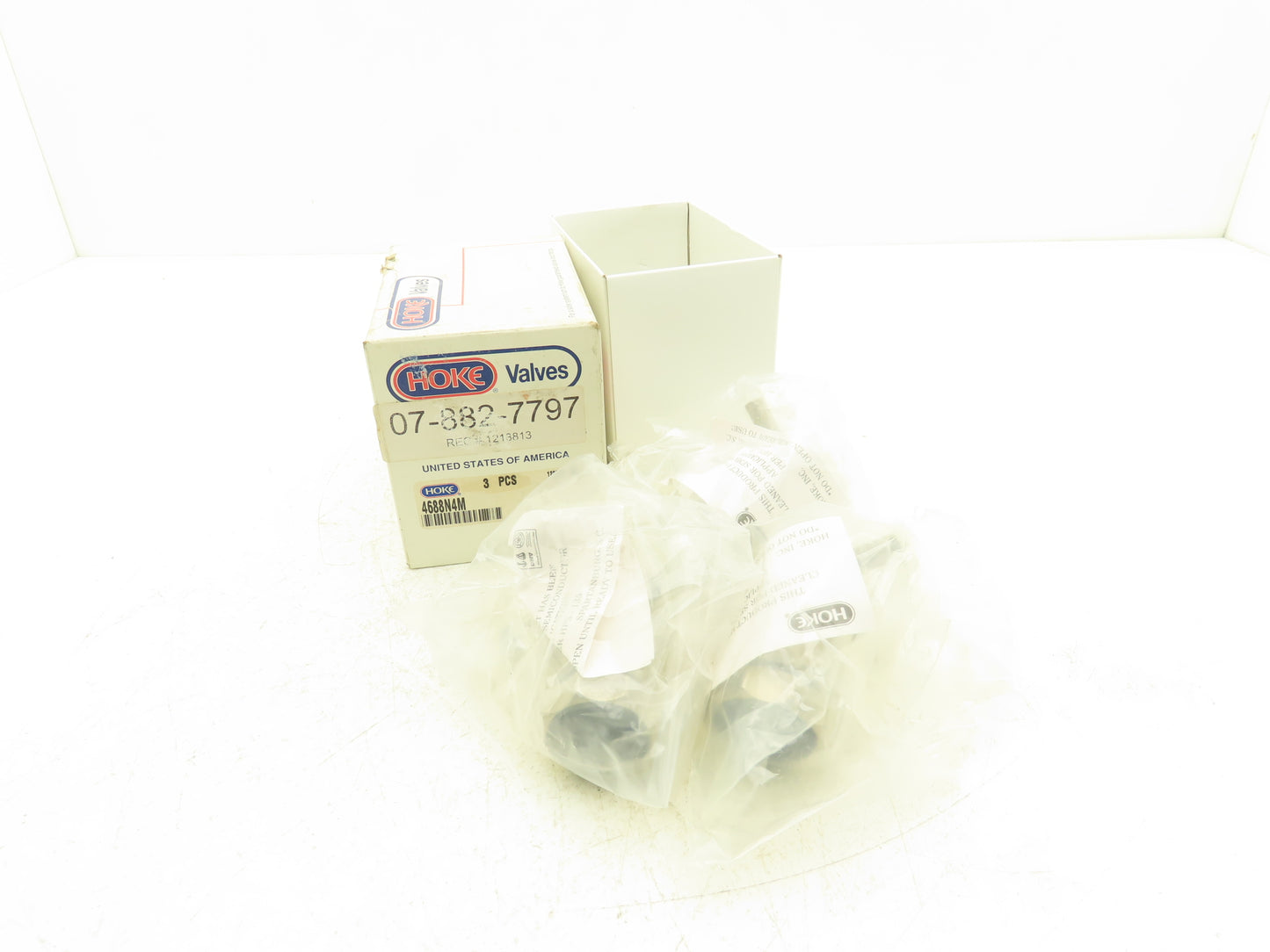 Hoke Valves 4688N4M Stainless 3-Port Diaphragm Valve 300psi  Box of 3