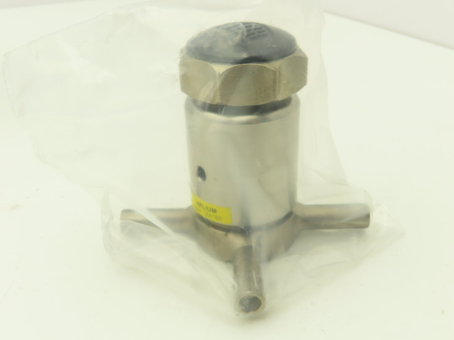 Hoke Valves 4688N4M Stainless 3-Port Diaphragm Valve 300psi  Lot of 2