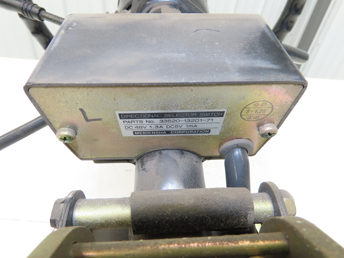 Toyota 5FBCU20 Forklift Steering Wheel Column Adjustable With Mount Bracket