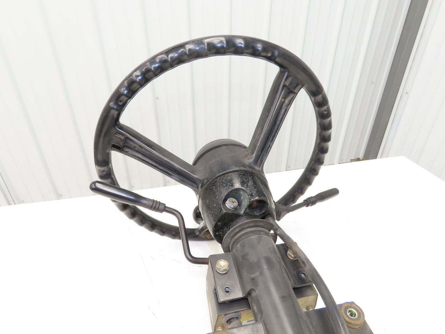 Toyota 5FBCU20 Forklift Steering Wheel Column Adjustable With Mount Bracket