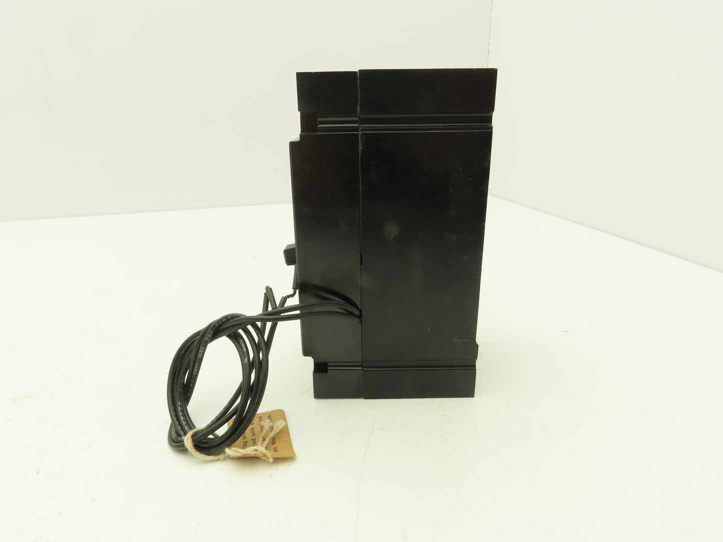 Westinghouse 2609D39G19 Circuit Breaker 15Amp 2 Pole 600VAC Shunt Trip