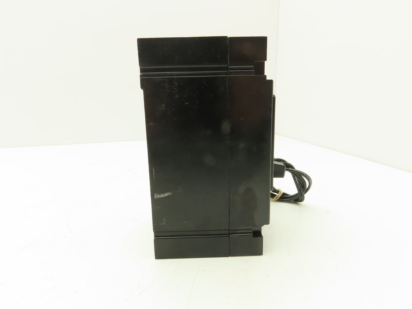 Westinghouse 2609D39G19 Circuit Breaker 15Amp 2 Pole 600VAC Shunt Trip