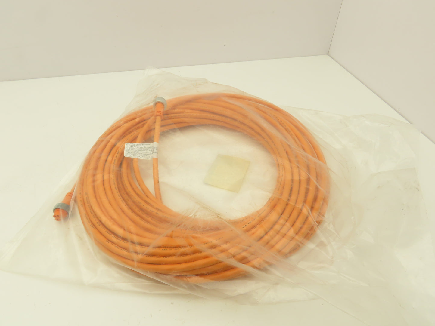 Square D CBL1622P16MQ100 Seriplex 5-Pin Mini 100 Foot Extension Cable