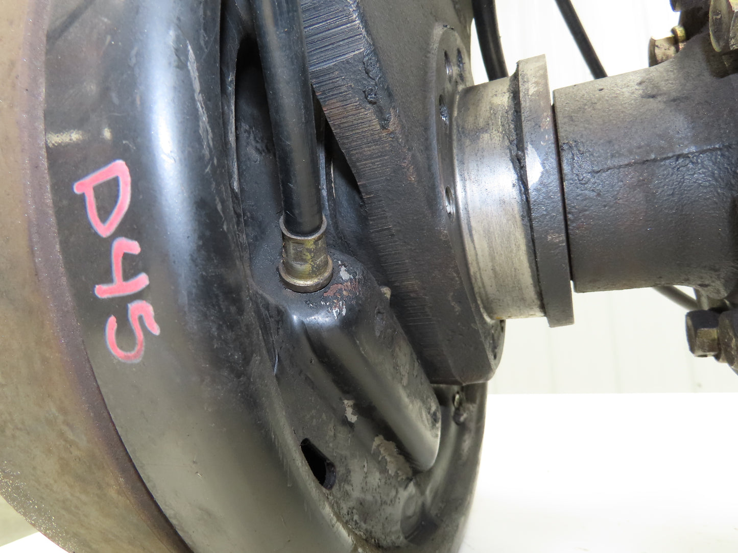 Toyota 5FBCU20 Electric Forklift Differential Drive Axel Six Lug W/E Brake