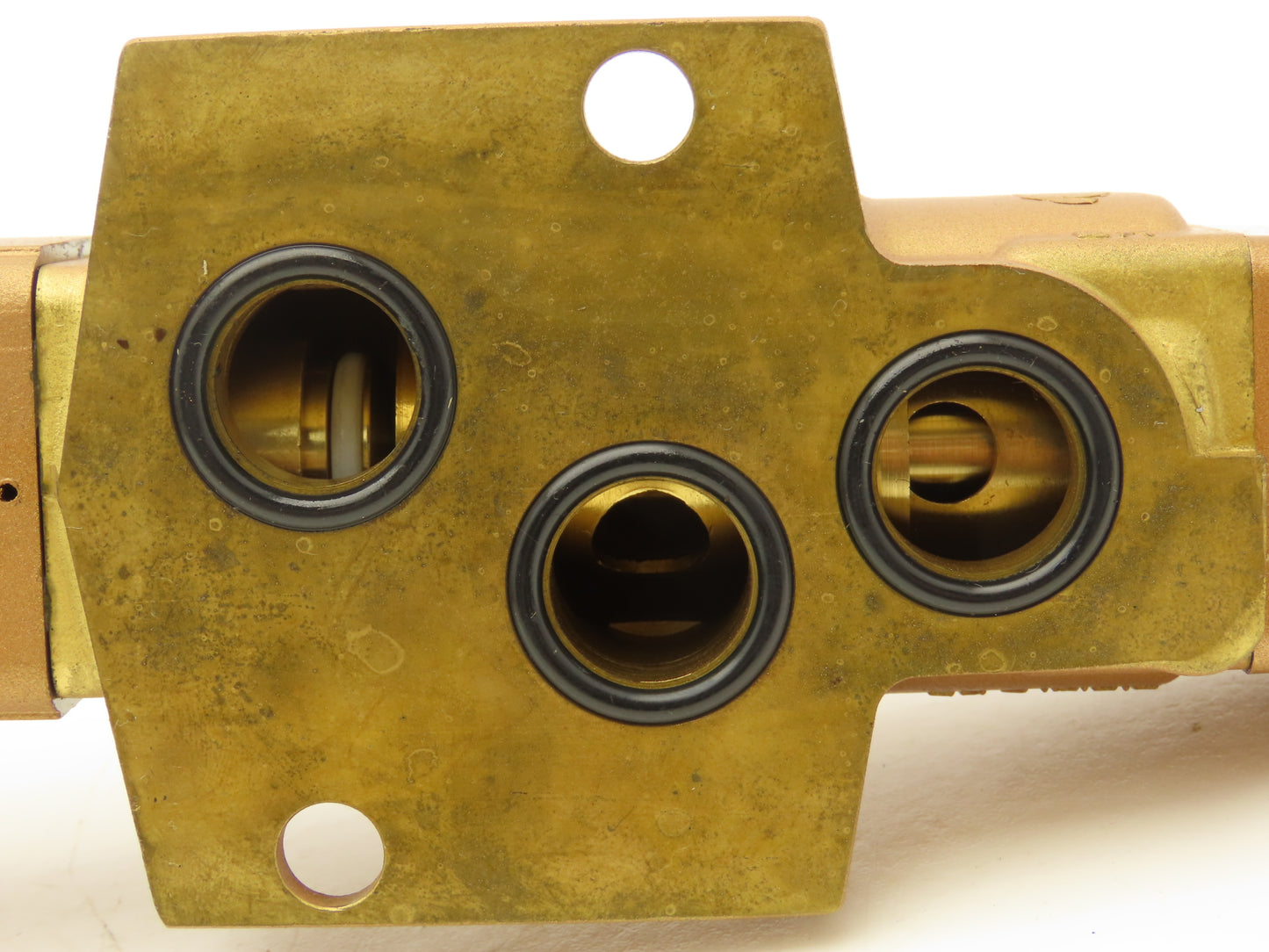 Versa TGS-3512-G-HCL-S-155-A120 Brass Directional Solenoid Valve 3-Way 120V