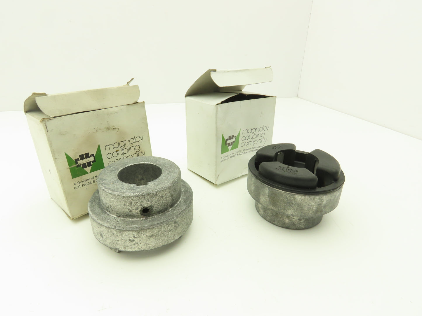 Magnaloy M400 12012 Flexible Drive Coupling 1-3/8" Bore Keyway 470 Insert 1 Set