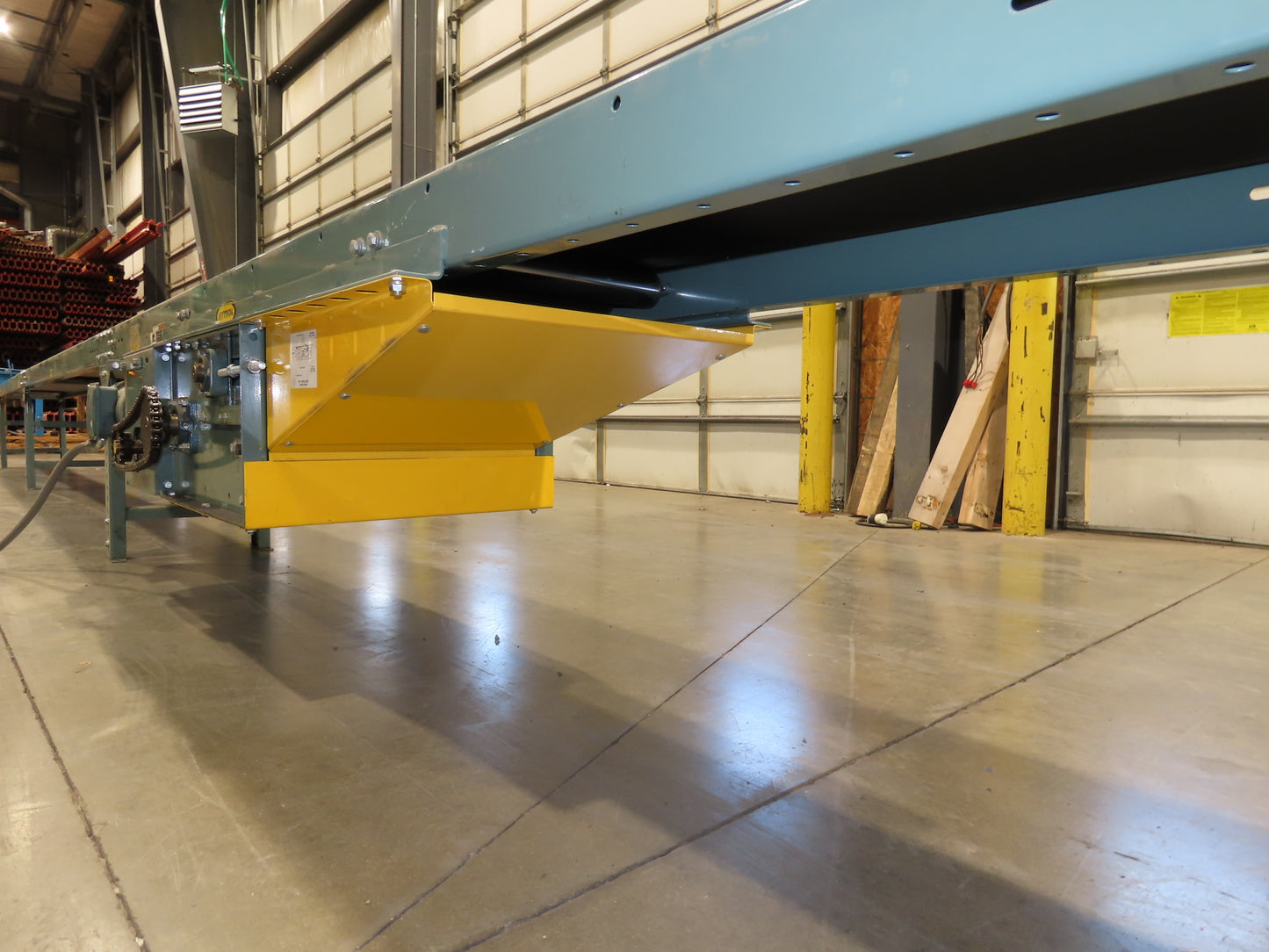 Hytrol 18"x 50' 10" Slider Bed Conveyor 15.5" Belt 2Hp 3PH Center Drive 65FPM