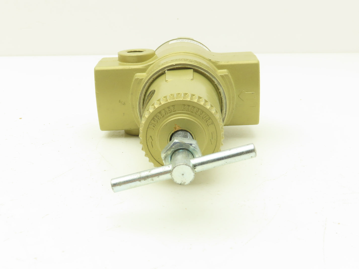 Norgren R17-601-RGLA Pneumatic Regulator W/Gauge 3/4"NPT 300PSI Max 125PSI Out