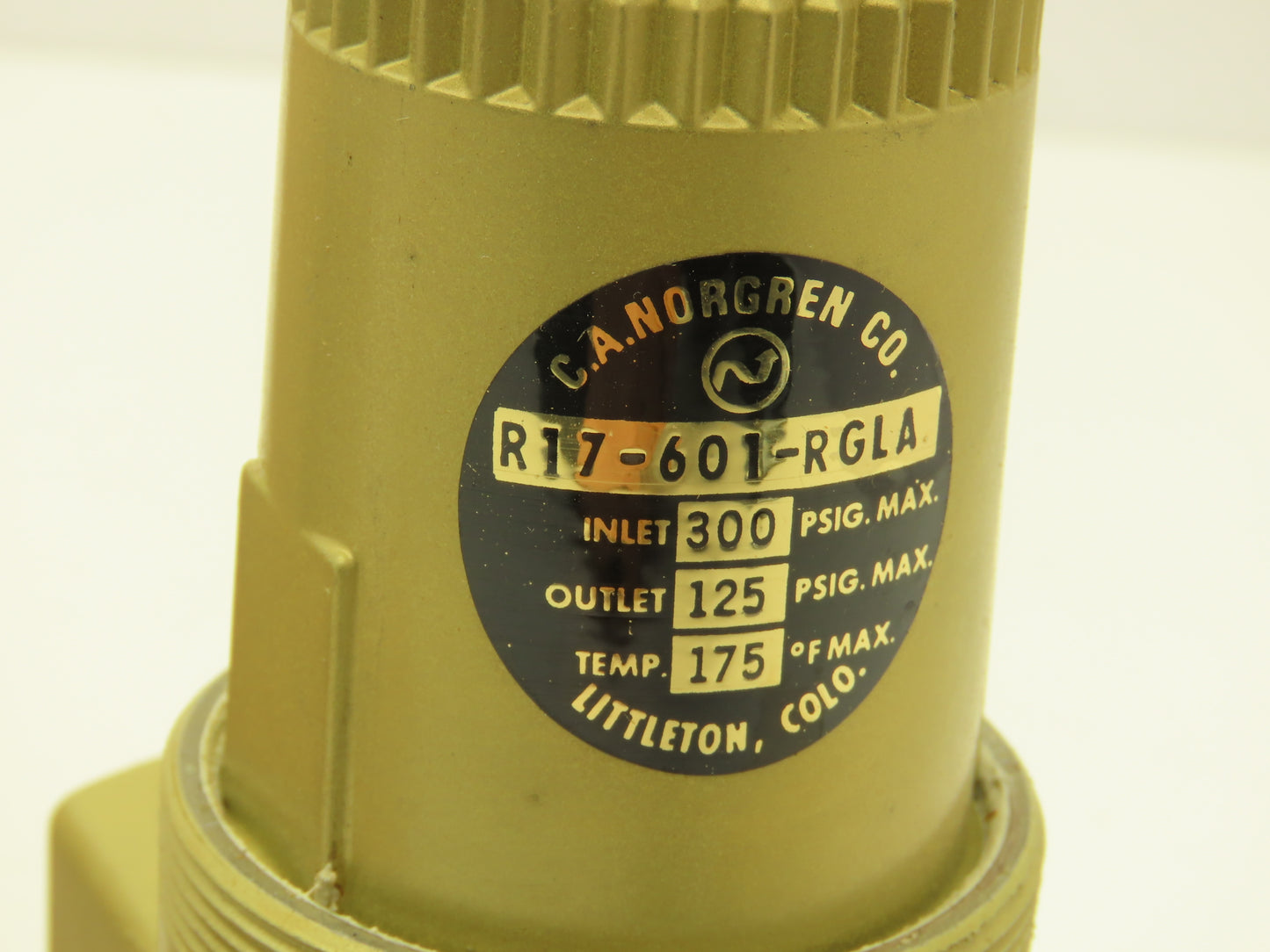 Norgren R17-601-RGLA Pneumatic Regulator W/Gauge 3/4"NPT 300PSI Max 125PSI Out