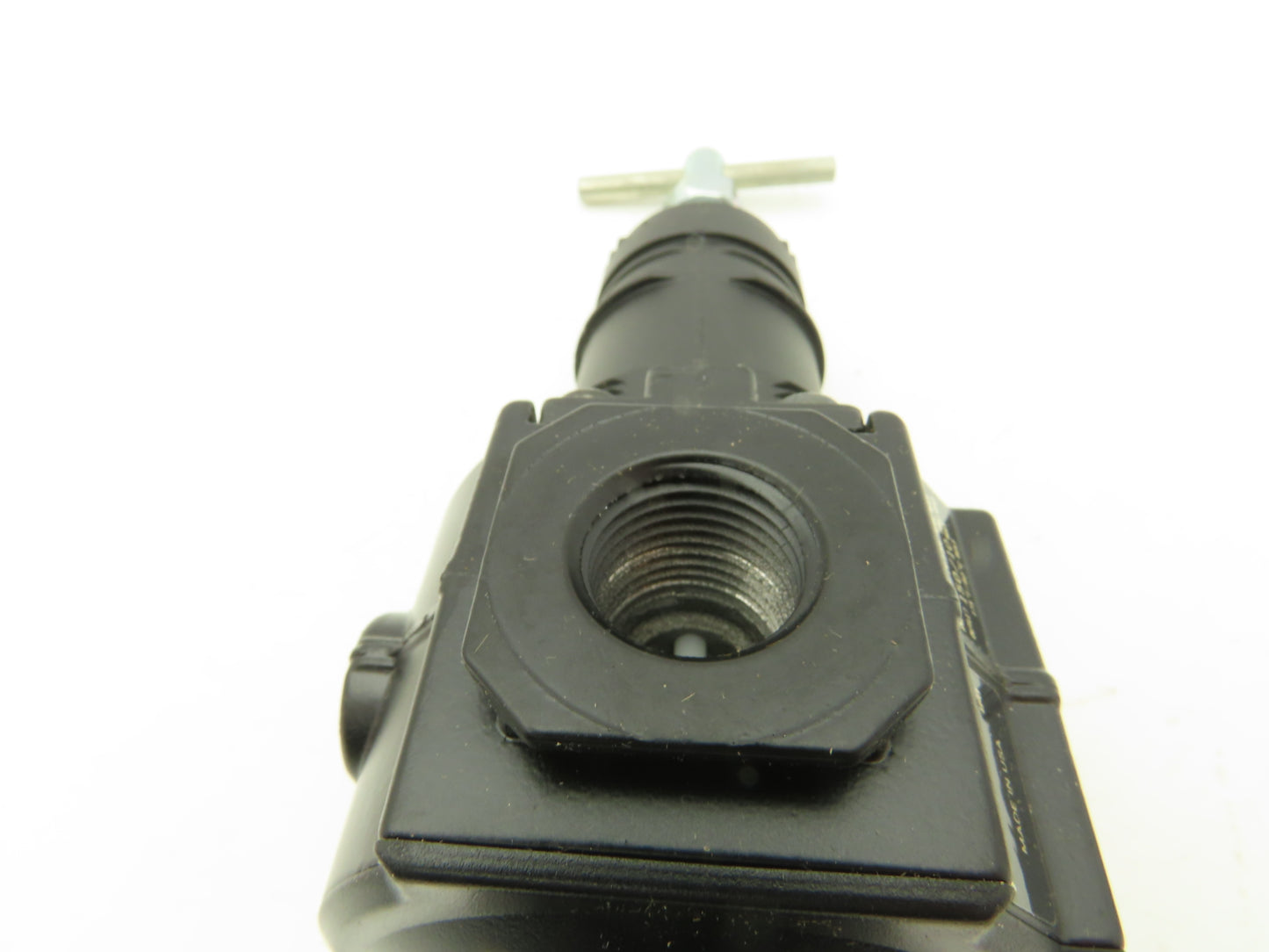 Norgren R74G-4AT-RMG Pneumatic Regulator T-Bar Adjust 300PSI 1/2"NPT W/Gauge