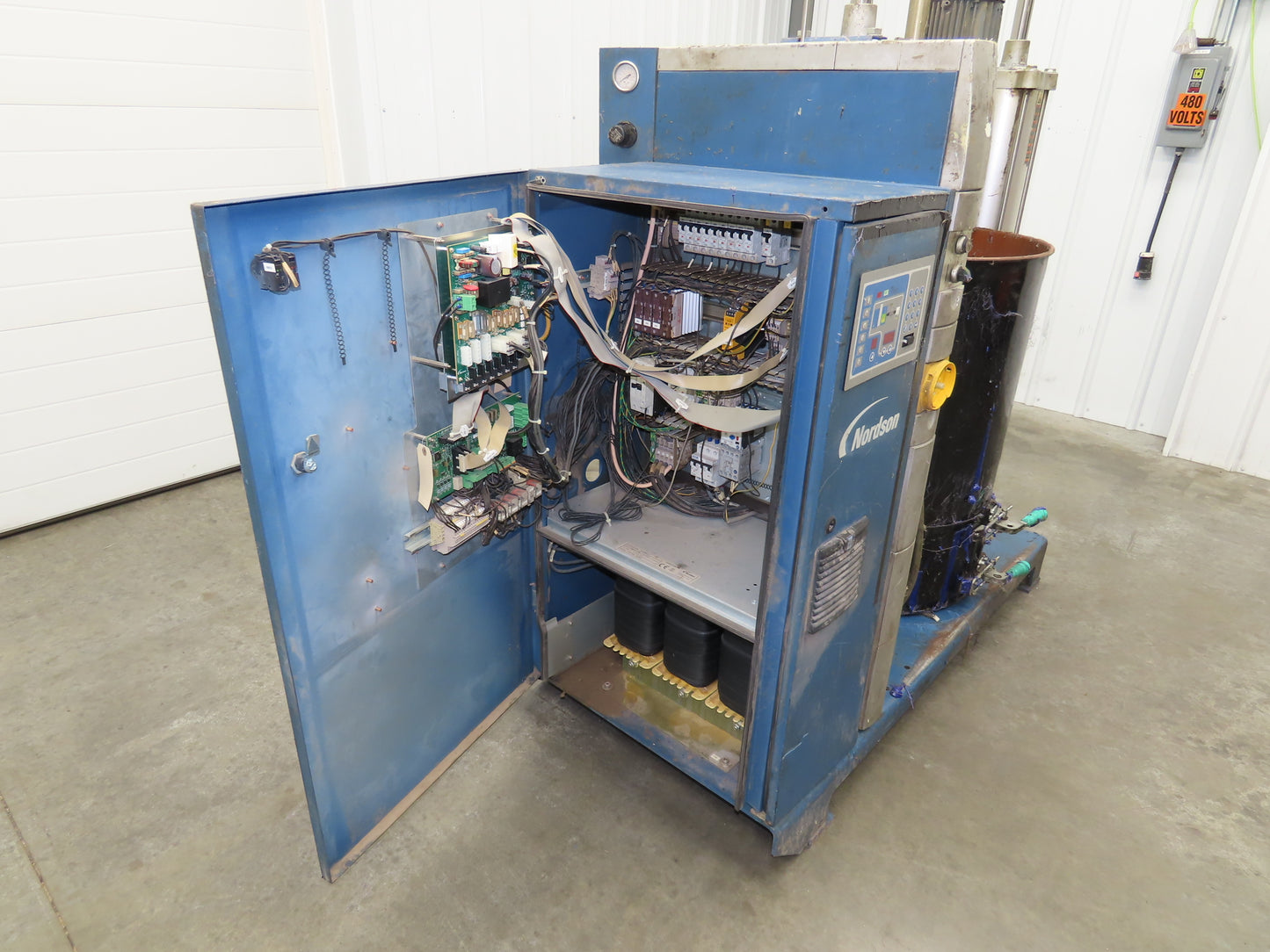 Nordson DD200 Piston Pump Bulk Melter 55 Gallon Drum Hot Melt 480V Parts Only